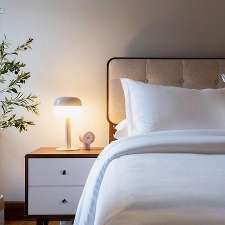 Spacious Stay Near Yale In Downtown New Haven Bagian luar foto