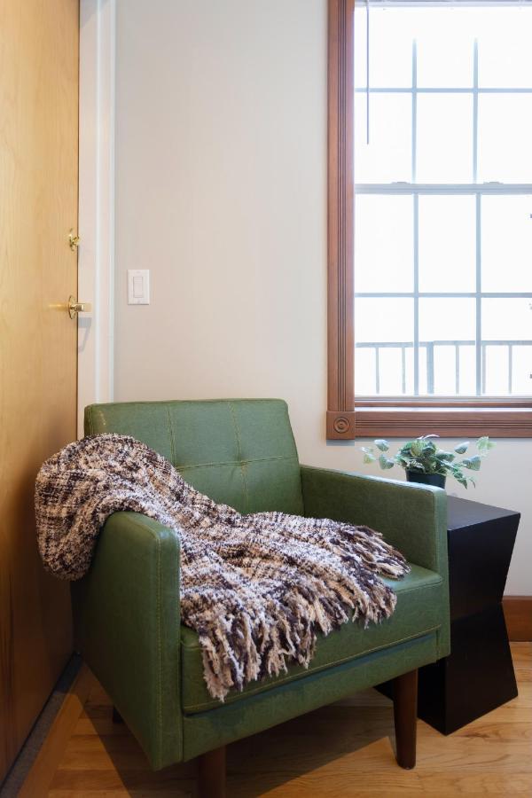 Spacious Stay Near Yale In Downtown New Haven Bagian luar foto